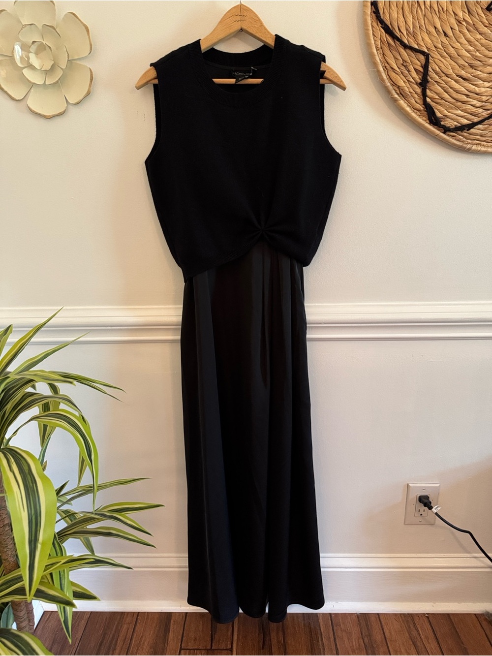 Rachel Zoe Black Sleeveless Maxi Dress